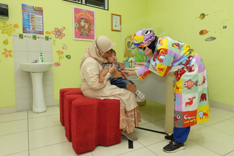 PEMERIKSAAN POLI ANAK